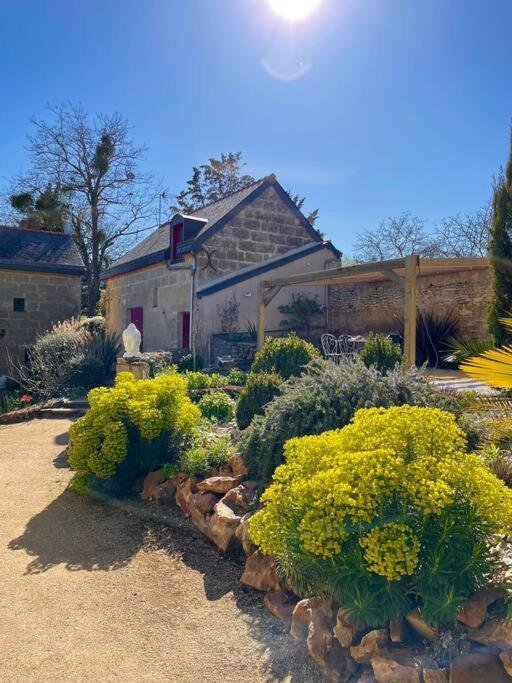 Maisons De Campagne. Gite Vert. Brigne Bagian luar foto